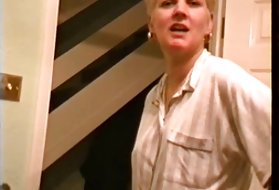 Stellen Sie sich milf blinkt Ihre Titten (milfs und Mütter) - porno im Netz alte Mann und Krankenschwester