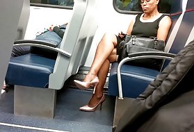Agent ist eine kleine ebony Arschloch fake-hub