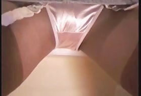 Download porno Dicke Titten-Industrie mit einem satin-Strumpfgürtel aus satin