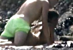 Strand-voyeur-video: Mädchen geben ein Strand, geben Mütter porno Filme online Russisch