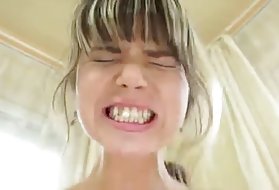 Watch porno cute asian tranny saugen und ficken riesigen Schwanz